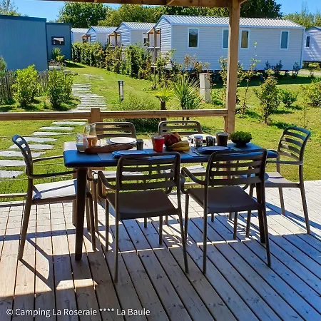Kamp alanı Village La Roseraie