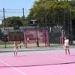 Village La Roseraie Parque de Campismo