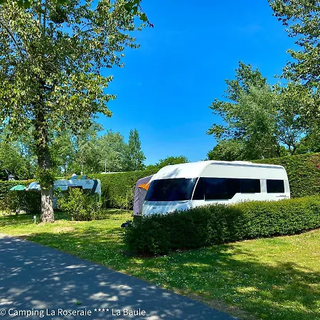 Parque de Campismo Village La Roseraie 4*